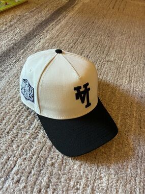 New Era Los Angeles Dodgers "Upside Down" Logo Snapback Hat World Series 2020
